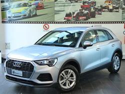 AUDI Q3 35 TFSI Business