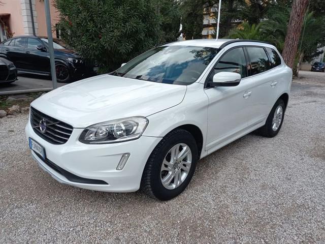 VOLVO XC60 D4 AWD Geartronic Business