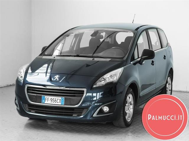 PEUGEOT 5008 1.6 HDi 115CV Active