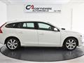 VOLVO V60 (2010) D3 Geartronic-Xenon-Bluetooth-Navi-Uni Proprietar.