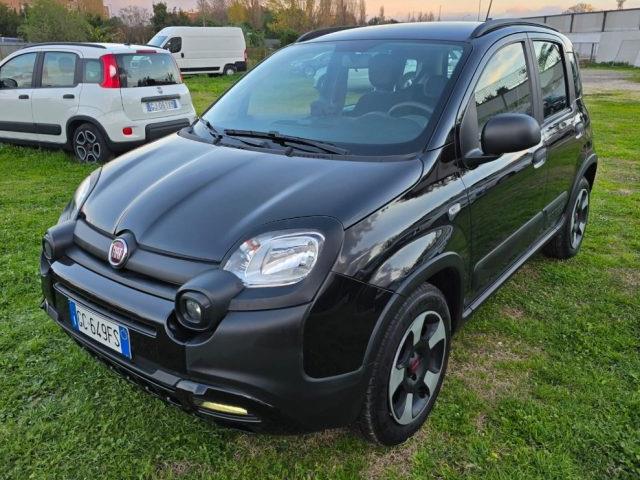 FIAT PANDA 1.0 FireFly S&S Hybrid City Cross