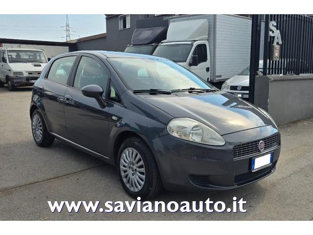 FIAT GRANDE PUNTO 1.3 MJT 75 CV 5 porte Dynamic