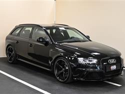 AUDI A4 AVANT RS 4 Avant 4.2 V8 FSI quattro S tronic