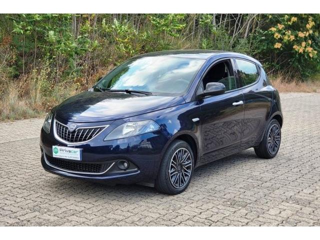 LANCIA YPSILON 1.0 FireFly 5 porte S&S Hybrid Ecochic Silver