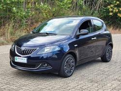 LANCIA YPSILON 1.0 FireFly 5 porte S&S Hybrid Ecochic Silver