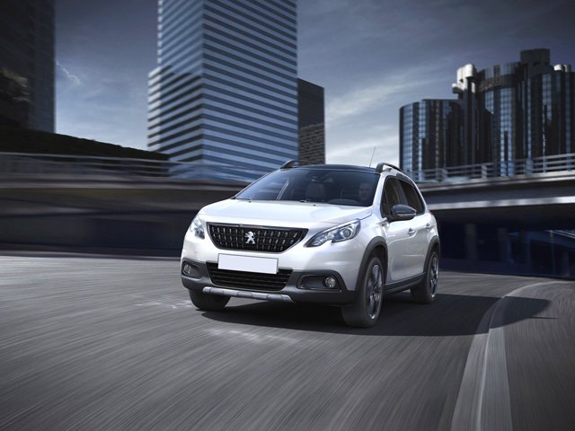 PEUGEOT 2008 (2013) BlueHDi 120 EAT6 S&S GT Line