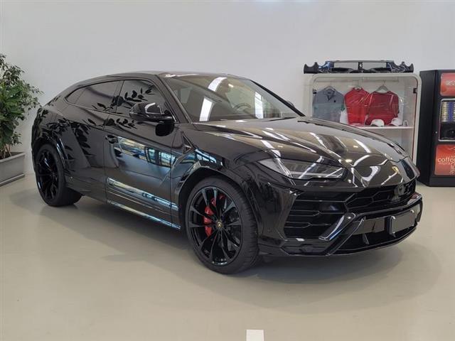 LAMBORGHINI URUS 4.0