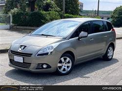 PEUGEOT 5008 Active 1.6 HDI 115