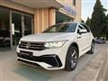 VOLKSWAGEN TIGUAN 2.0 TDI 150 CV SCR DSG R-Line LUCI AMBIENTE