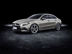 MERCEDES CLASSE A SEDAN A 180 SPORT NIGHT EDITION AUTO