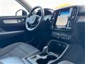 VOLVO XC40 B4 197CV AWD Geartronic Momentum Pro