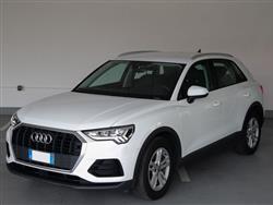 AUDI Q3 35 TFSI Business