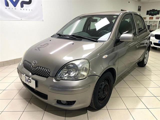 TOYOTA YARIS 1.3 5 porte