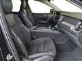 VOLVO XC60 B4 (d) AWD Geartronic Business Plus