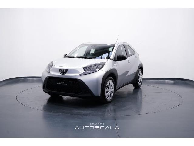 TOYOTA NUOVA AYGO X 1.0 VVT-i 72 CV 5 porte Active S-CVT