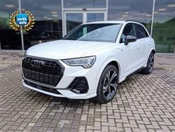 AUDI Q3 45 TFSI e S tronic S Identity Black