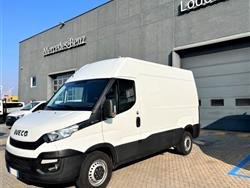 IVECO DAILY 35S12 - Furgone