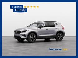 VOLVO XC40 B4 Mild Hybrid automatico Plus Dark - MY25