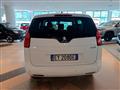 PEUGEOT 5008 1.6 HDi 115CV Active Mix