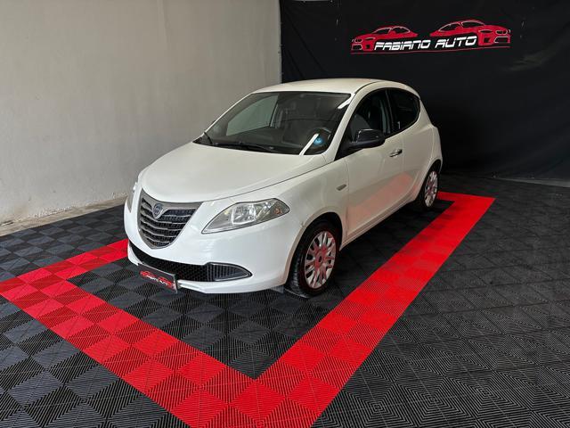 LANCIA YPSILON 1.2 Gold NEOPATENTATI - FABIANOAUTO