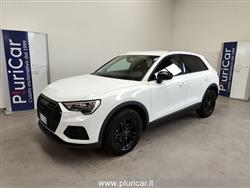 AUDI Q3 35 TDI quattro S tronic Business