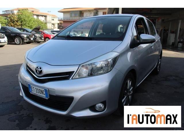 TOYOTA Yaris 1.4 D-4D 5p. Lounge