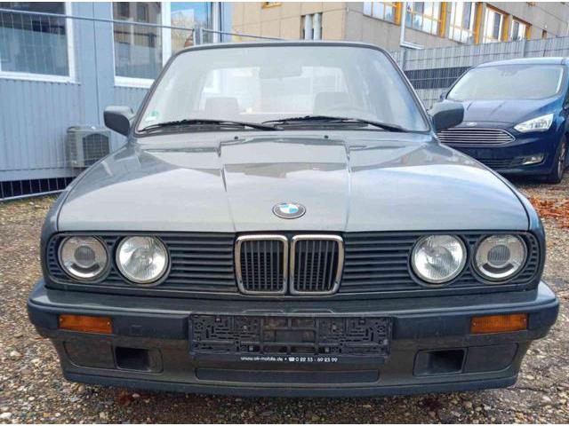 BMW SERIE 3 i 4 porte