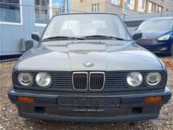 BMW SERIE 3 i 4 porte