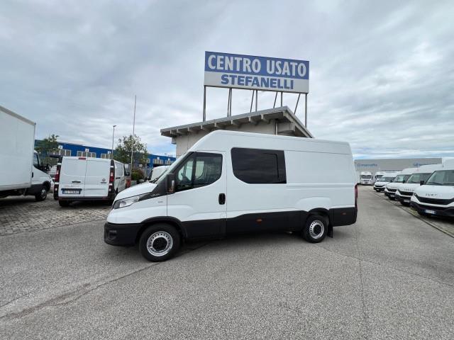 IVECO DAILY 35S16A8 V 7 posti 3520L Daily 35S12 2.3 HPT PLM Cabinato