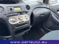 TOYOTA YARIS 1.0i 16V cat 5 porte Sol