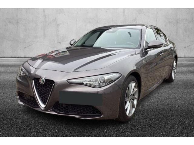 ALFA ROMEO GIULIA 2.0 Turbo 200 CV AT8 Ti