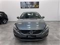 VOLVO V60 (2010) D2 Geartronic Momentum