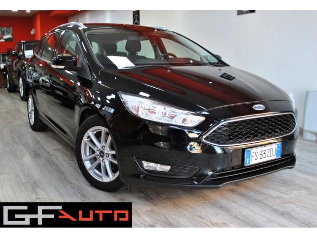 FORD Focus SW 1.5 tdci * CAMBIO AUTOMATICO *