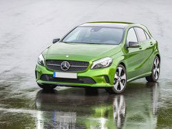 MERCEDES CLASSE A A 180 d Sport my16