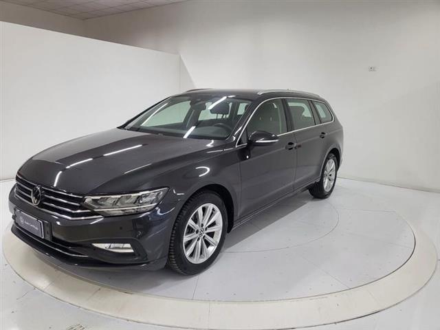 VOLKSWAGEN PASSAT Variant 2.0 TDI SCR EVO DSG Business