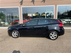 VOLVO V40 D2 1.6 Summum