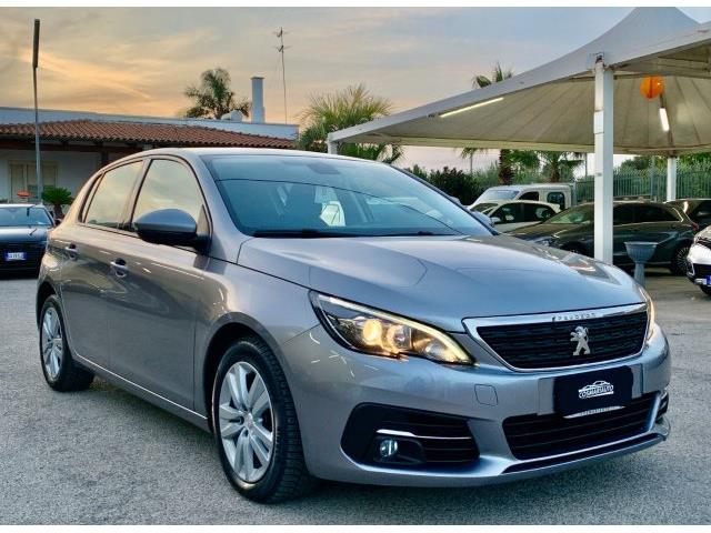 PEUGEOT 308 BlueHDi 130 S&S Business