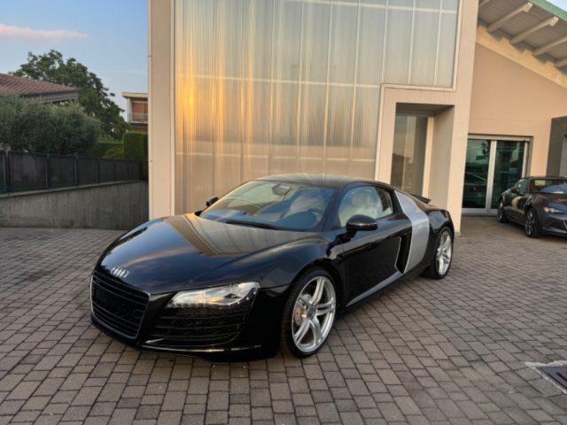 AUDI R8 4.2 V8  R TRONIC MOTORE CON 44000 KM AUDI