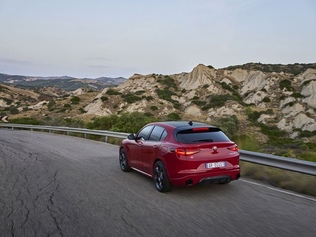 ALFA ROMEO STELVIO 2.2 Turbodiesel 210 CV AT8 Q4 Veloce