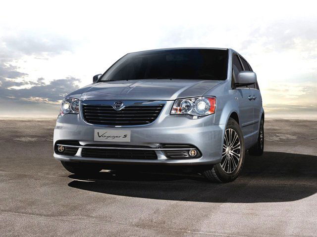 LANCIA VOYAGER PLATINUM 2.8 TD FULL OPTIONAL COME NUOVA