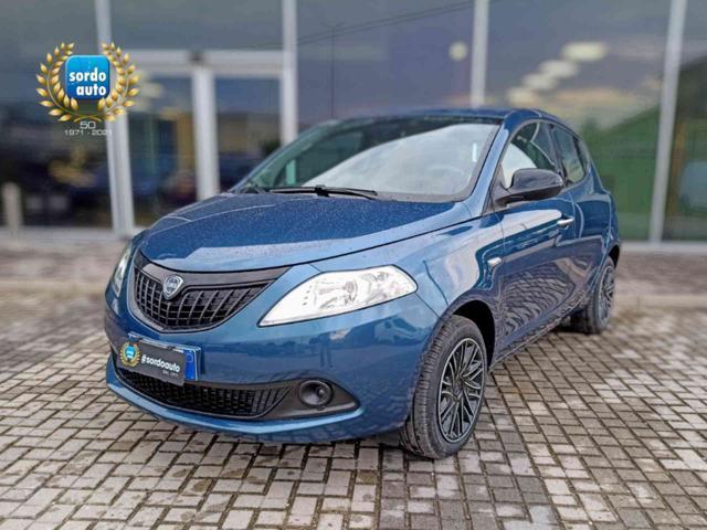 LANCIA YPSILON 1.0 Hybrid Silver Plus