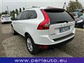 VOLVO XC60 2.4 D 175 CV FWD DRIVe Summum