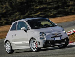 ABARTH 595 1.4 Turbo T-Jet 180 CV Esseesse