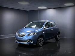 LANCIA YPSILON 1.0 FireFly 5 porte S&S Hybrid Ecochic Silver