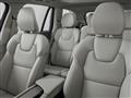 VOLVO XC90 T8 AWD automatico 7 posti Ultra Dark - MY25