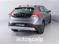 VOLVO V40 CROSS COUNTRY D2 Momentum (rottamazione euro 4)