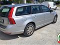 VOLVO V50 2.0 D cat Momentum X Commercianti