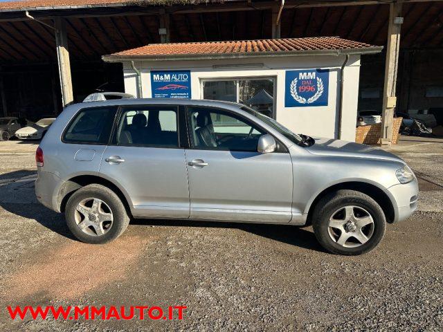 VOLKSWAGEN TOUAREG 2.5 R5 TDI AUTOMATIK  N1 4 POSTI.  NAVIG !!!!