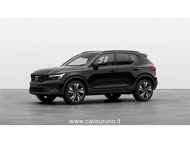 VOLVO XC40 B3 automatico Ultimate Dark