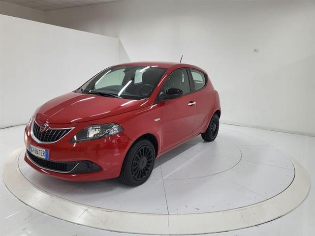 LANCIA YPSILON 1.0 FireFly 5 porte S&S Hybrid Ecochic Silver